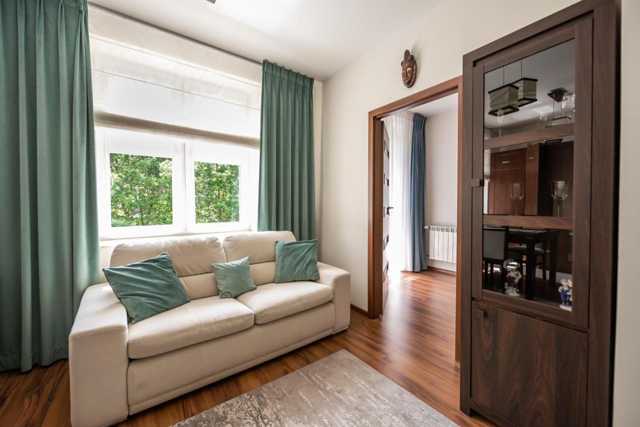 ורשה Ogrodowa Warm Wood Apartment מראה חיצוני תמונה
